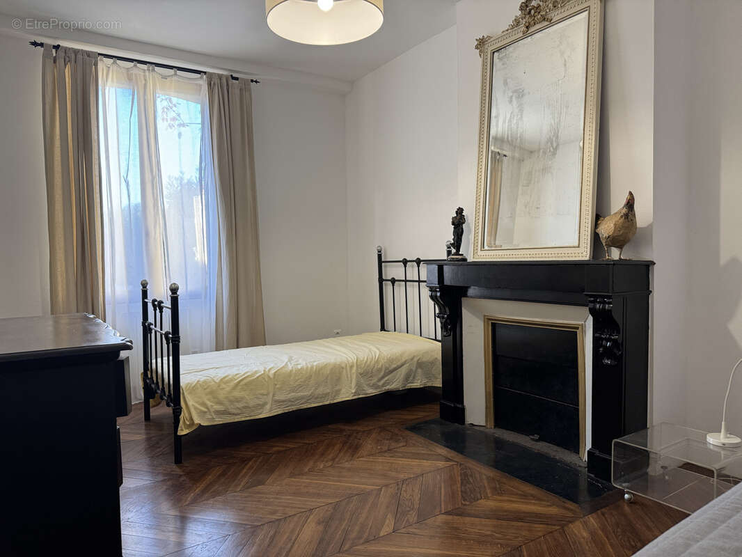 Maison à CHAMPIGNELLES