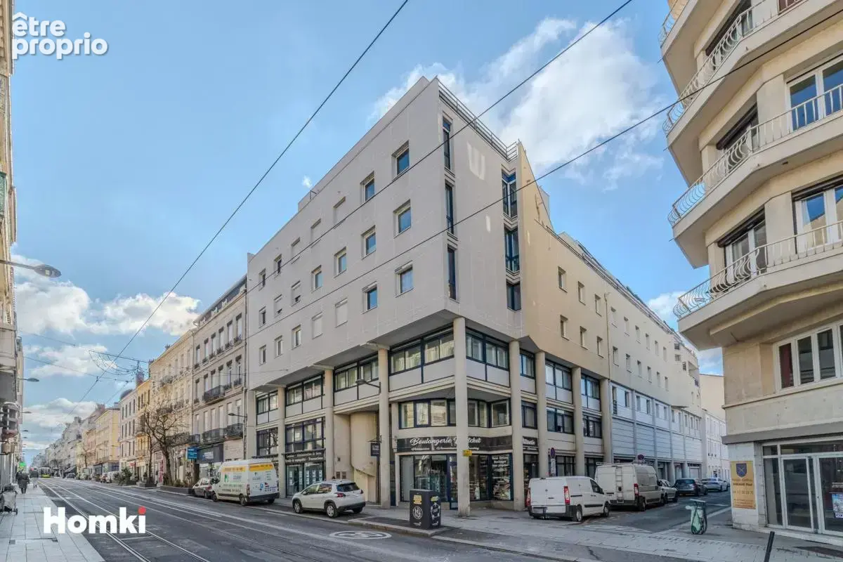 Appartement T4 de 80 m² à Saint-Étienne 42000, Rue Charles de Gaulle - photo 11