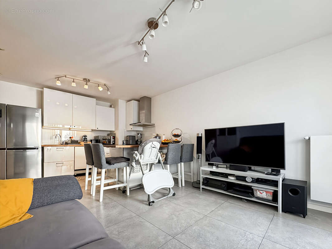 Appartement à ROSNY-SOUS-BOIS