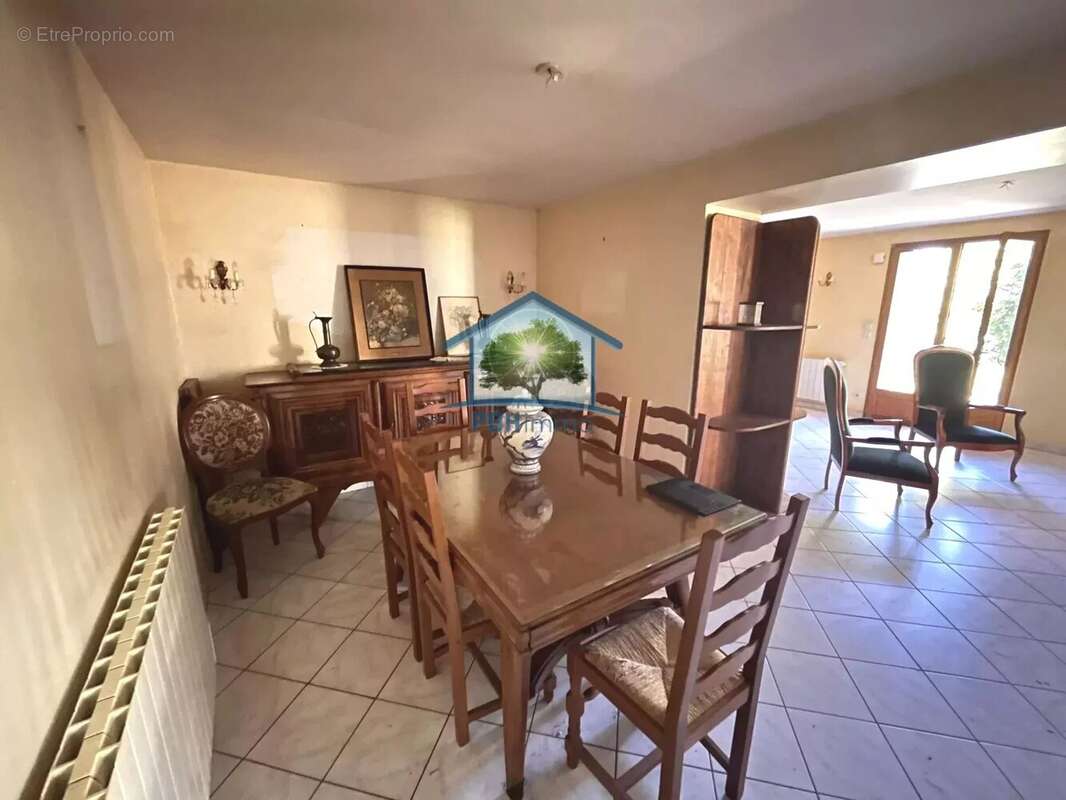 Maison à ASPRES-SUR-BUECH