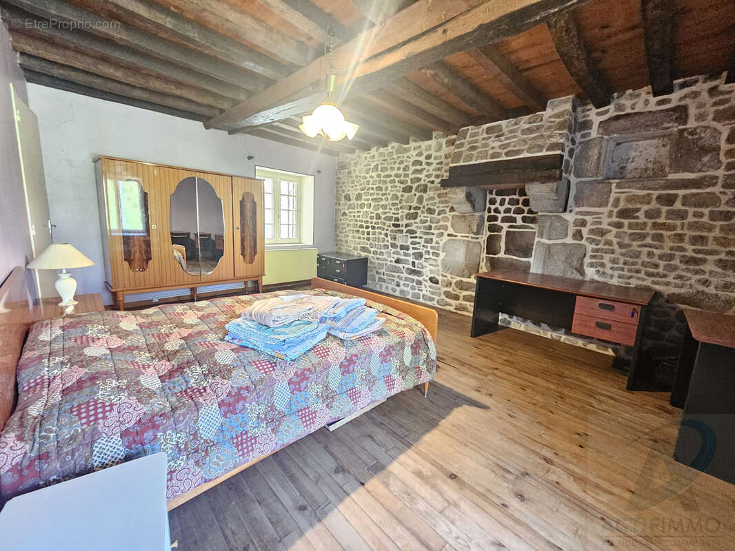 Maison à BELLOU-EN-HOULME