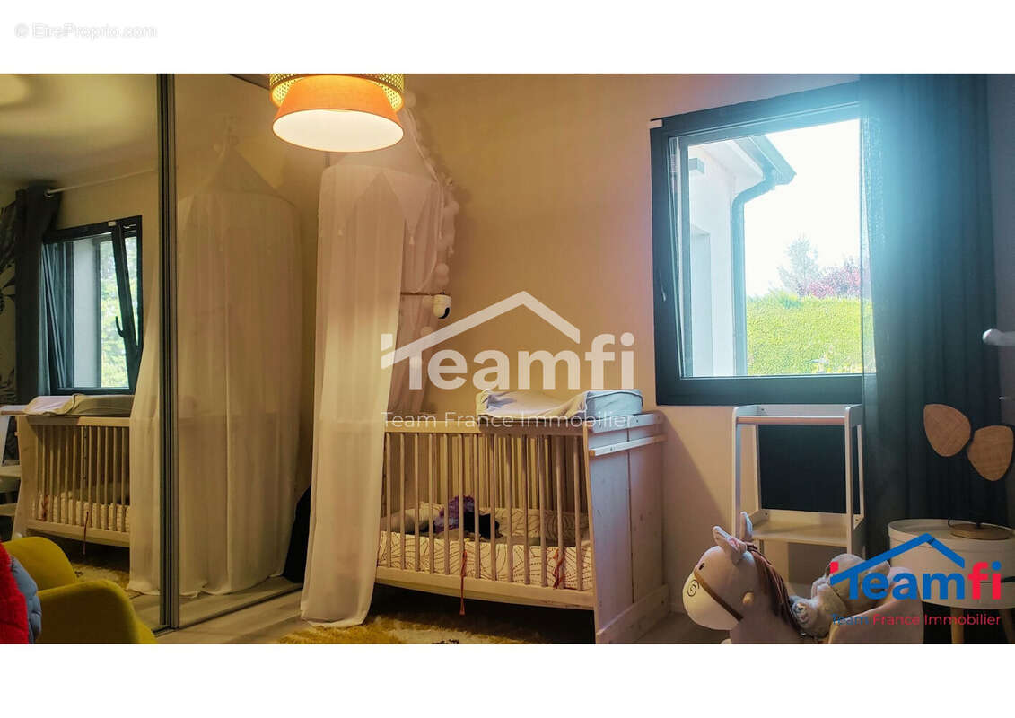 Maison à SAINT-JUST-MALMONT