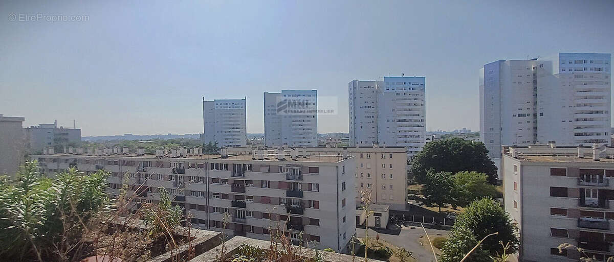 Appartement à MAISONS-ALFORT