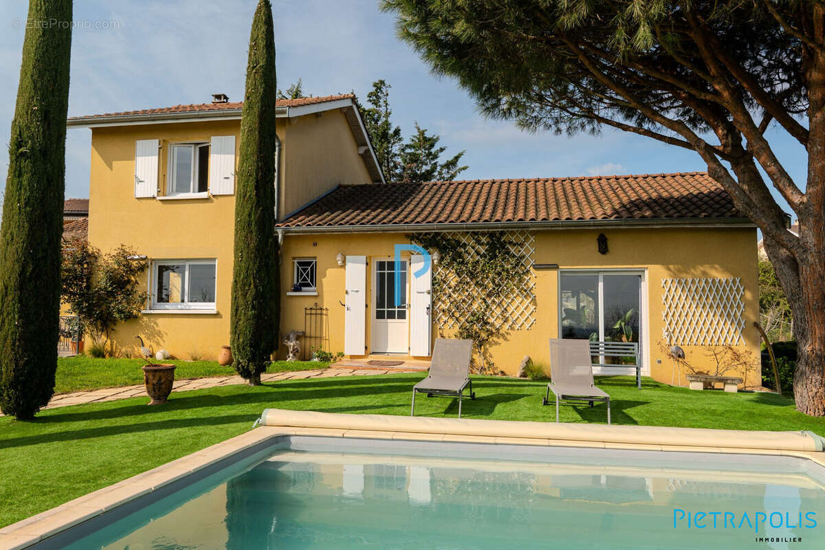 Maison à SAINTE-CONSORCE