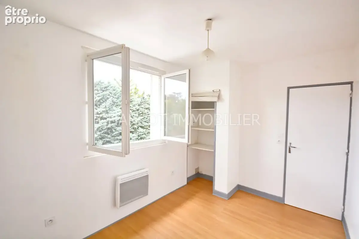 EXCLUSIVITÉ - Proche du POINT DU JOUR, appartement T4, avec vue dégagée + CAVE - photo 10