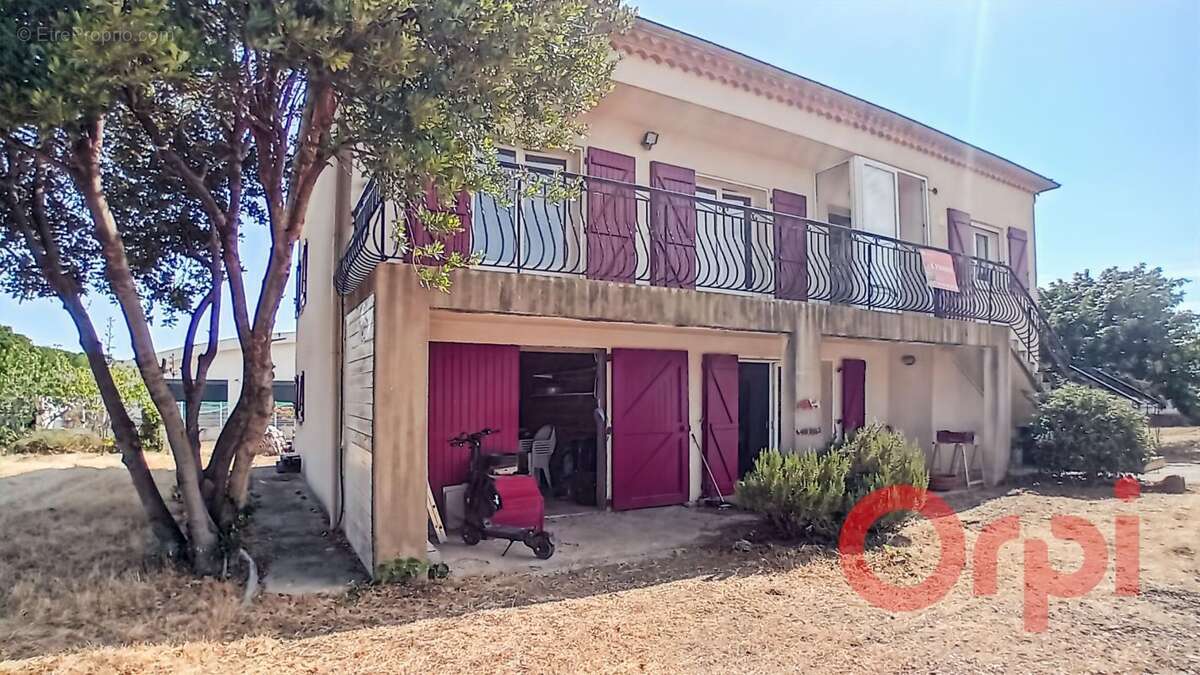À Vendre : Grande maison familiale ou deux logements – 4 faces avec terrain à Sauvian - photo 11