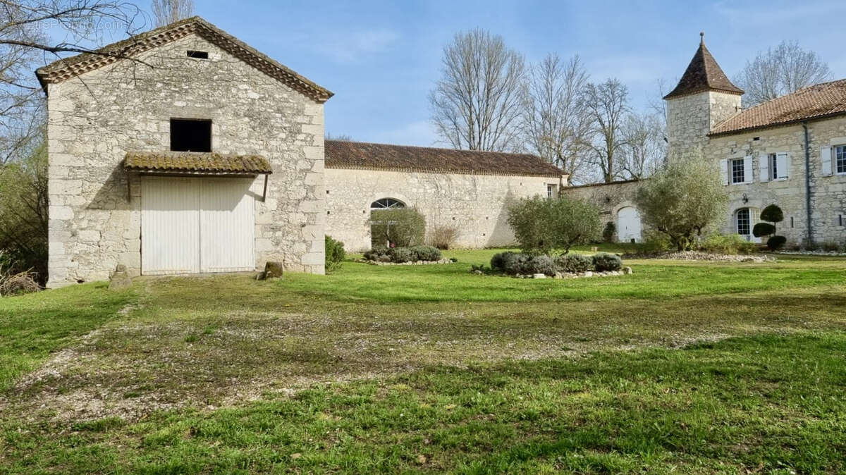 Maison à LAUZERTE