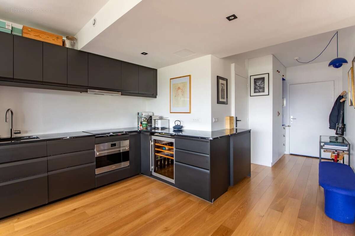 Appartement à PARIS-15E