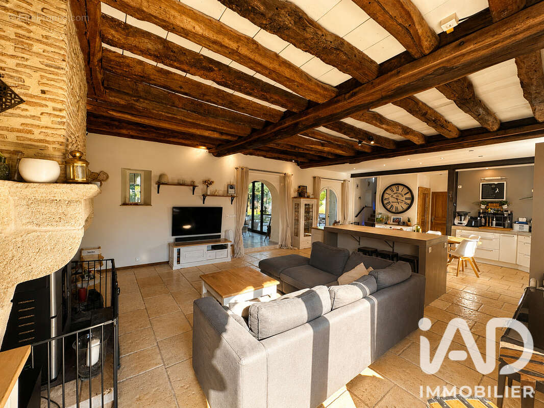Maison 155 m² à Goussainville  - photo 8