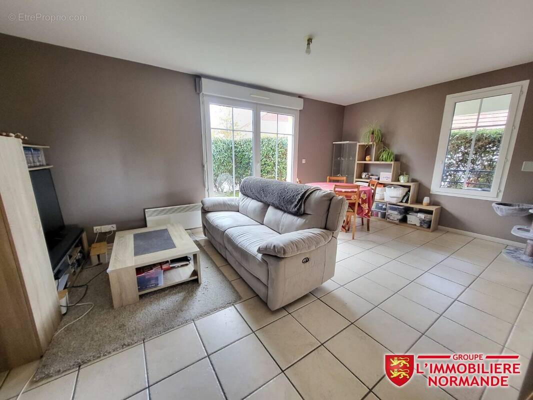 Appartement à BONNIERES-SUR-SEINE