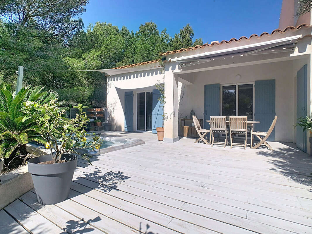 Maison à SAUSSET-LES-PINS