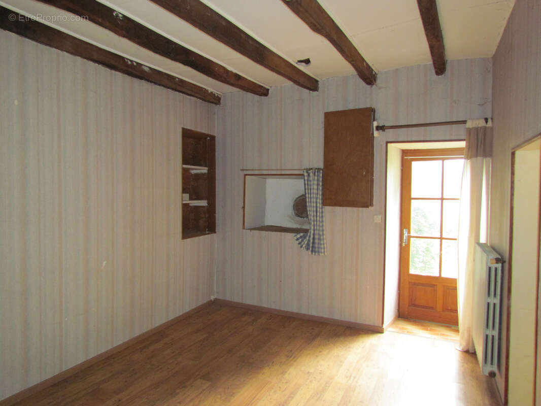 Maison à LONGRE
