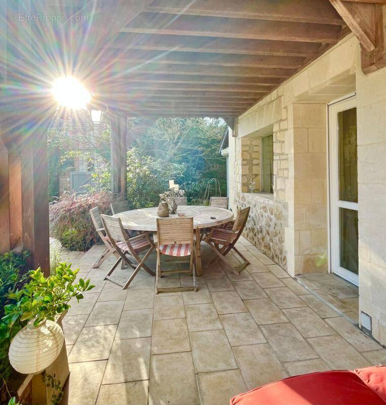 Maison à TRACY-LE-MONT