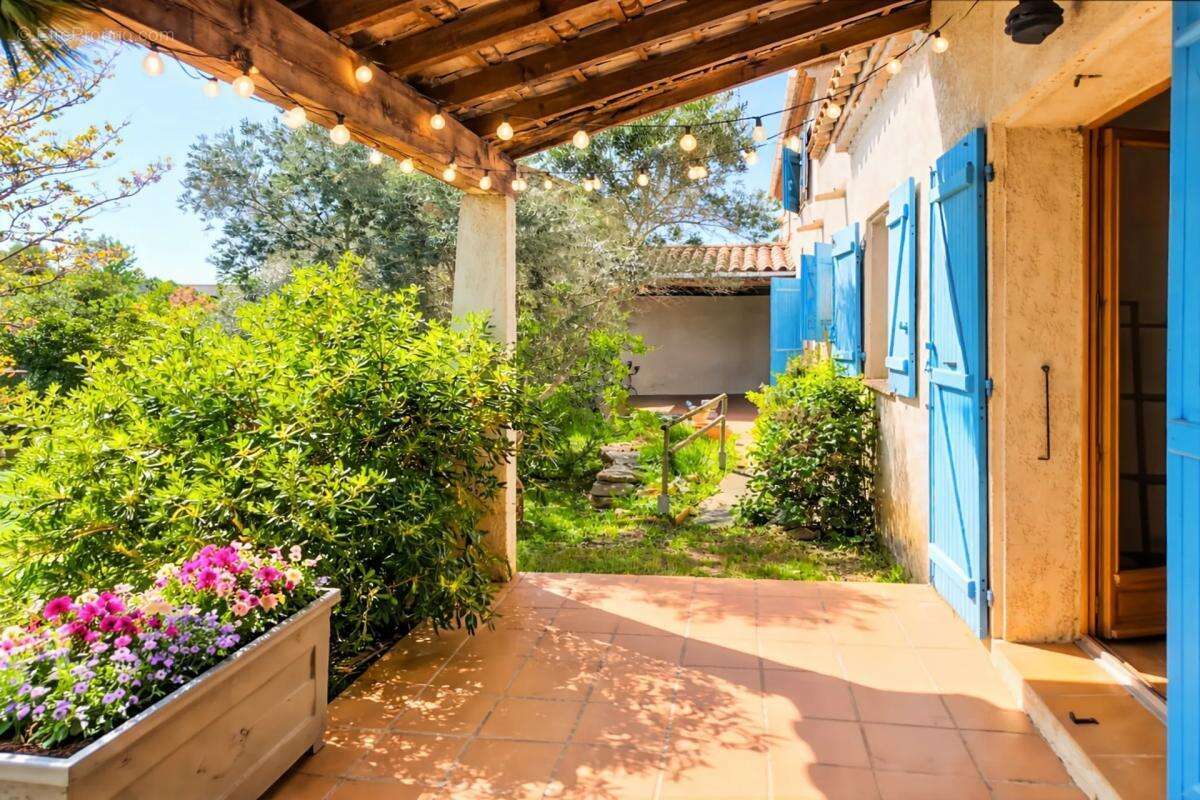Maison à VILLEDAIGNE