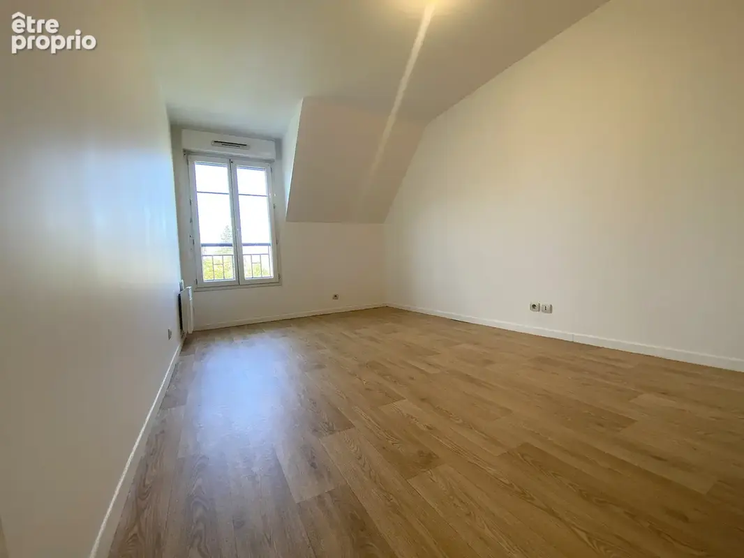 Beau f3 - 67.46 m2 - dernier etage avec balcon - photo 6