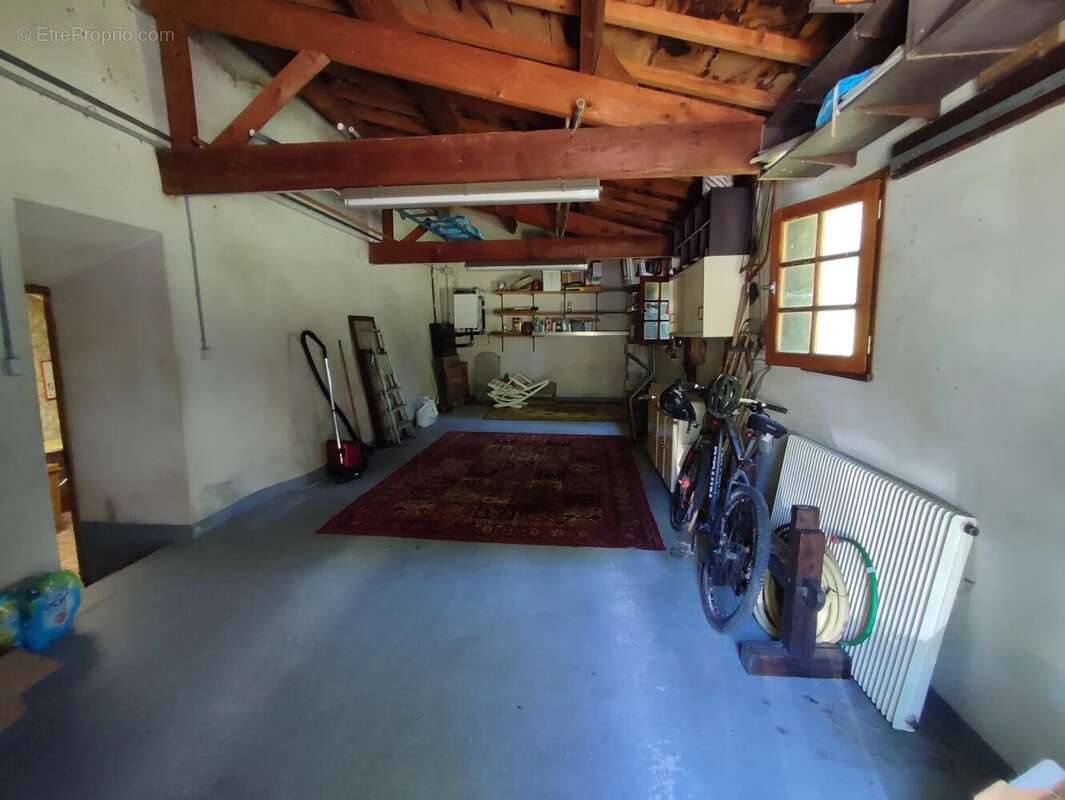 Maison à CHAMPNIERS-ET-REILHAC