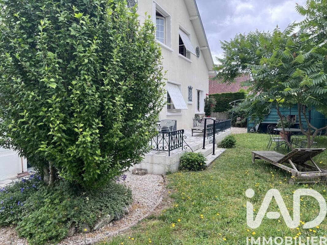 Photo 1 - Maison à TARBES