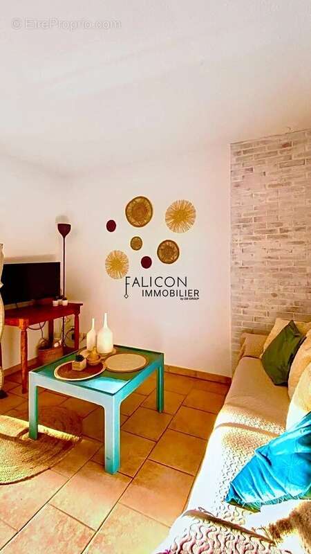 Maison à ESPARRON-DE-VERDON