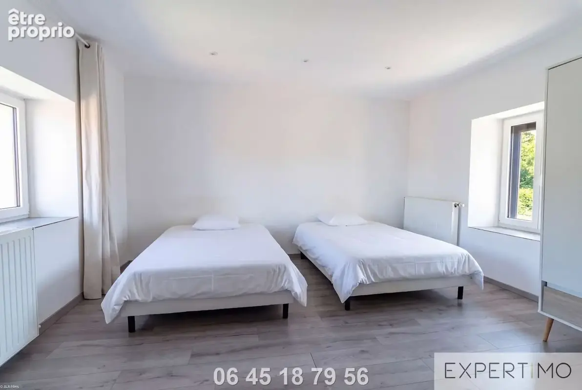 Maison de caractere renovee - calme - vue degagee- piscine et grange - photo 10
