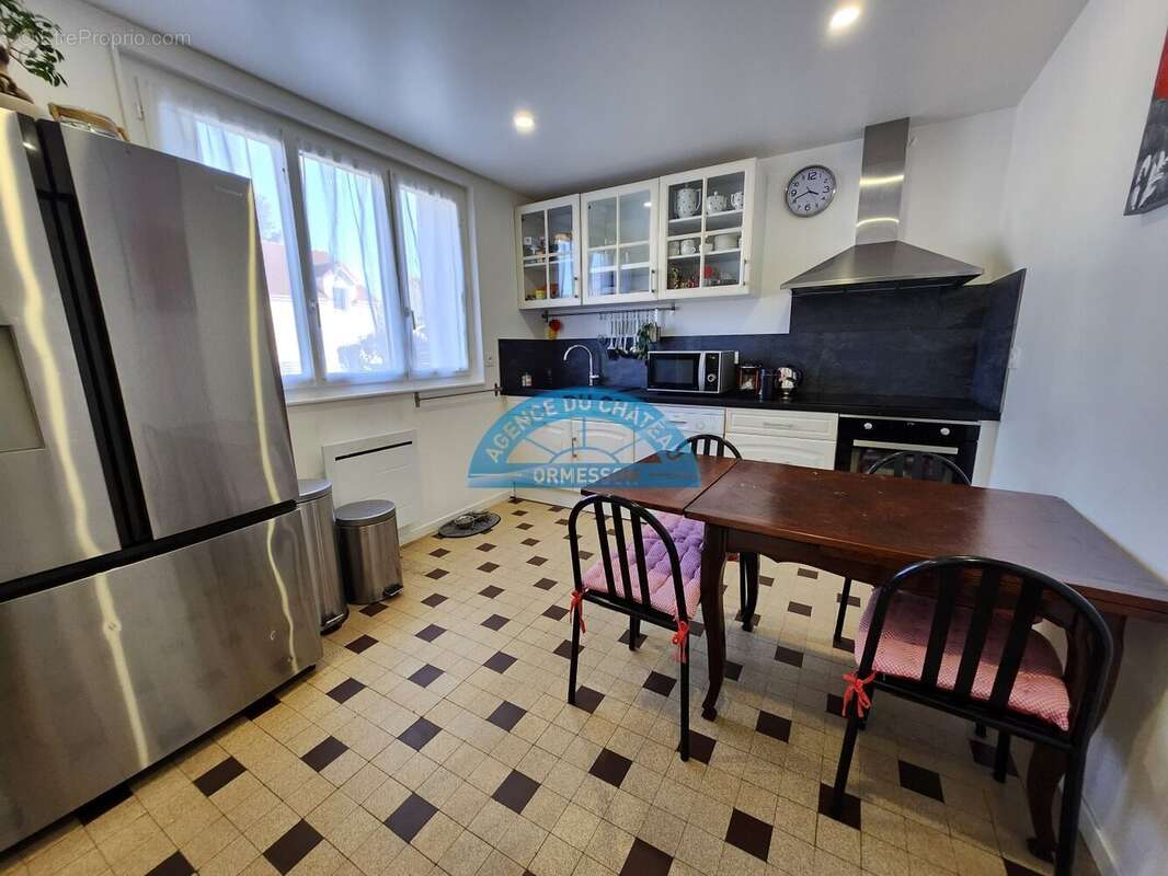 Maison à ORMESSON-SUR-MARNE