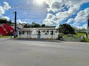 Photo 1 - Maison à RIVIERE-SALEE