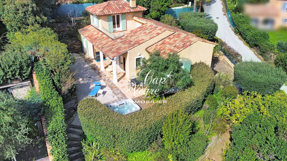 Maison à RAYOL-CANADEL-SUR-MER