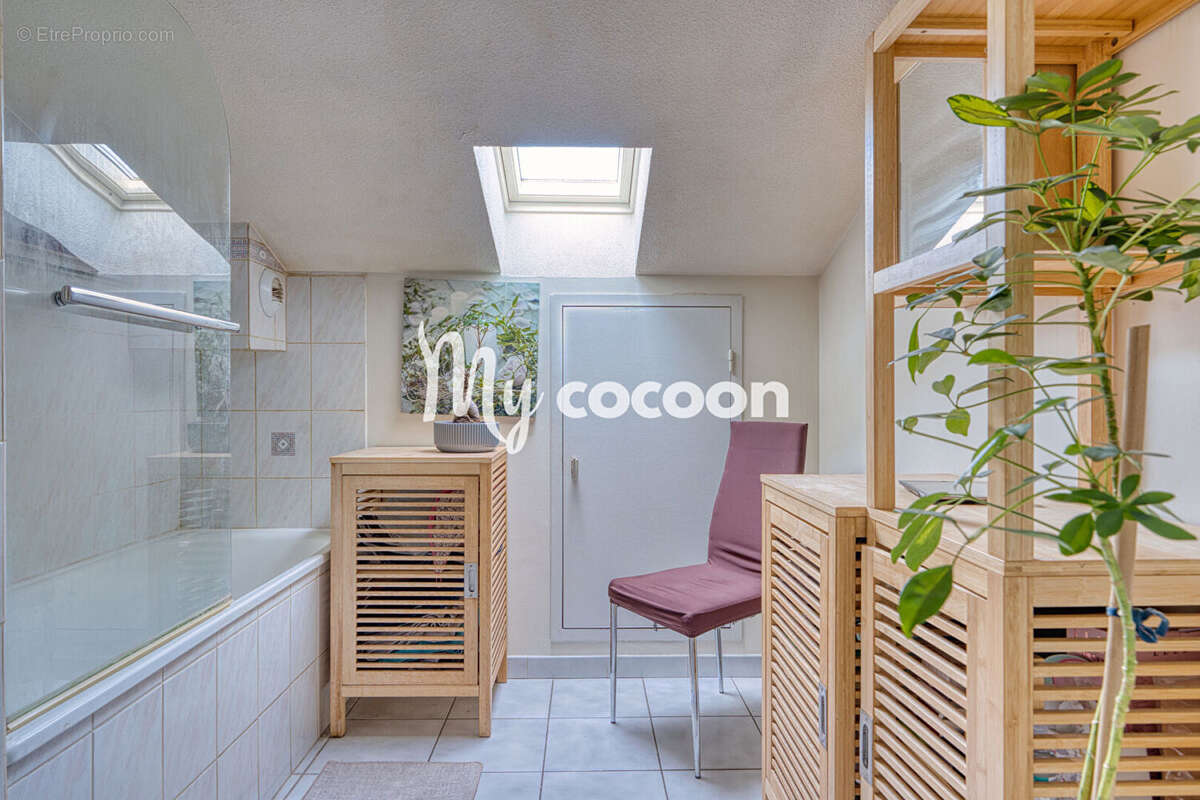 Appartement à LYON-8E