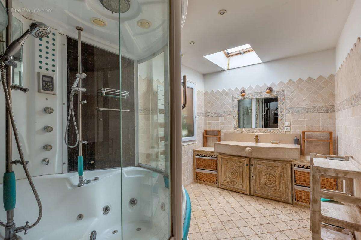 Maison à CHATEAU-GAILLARD