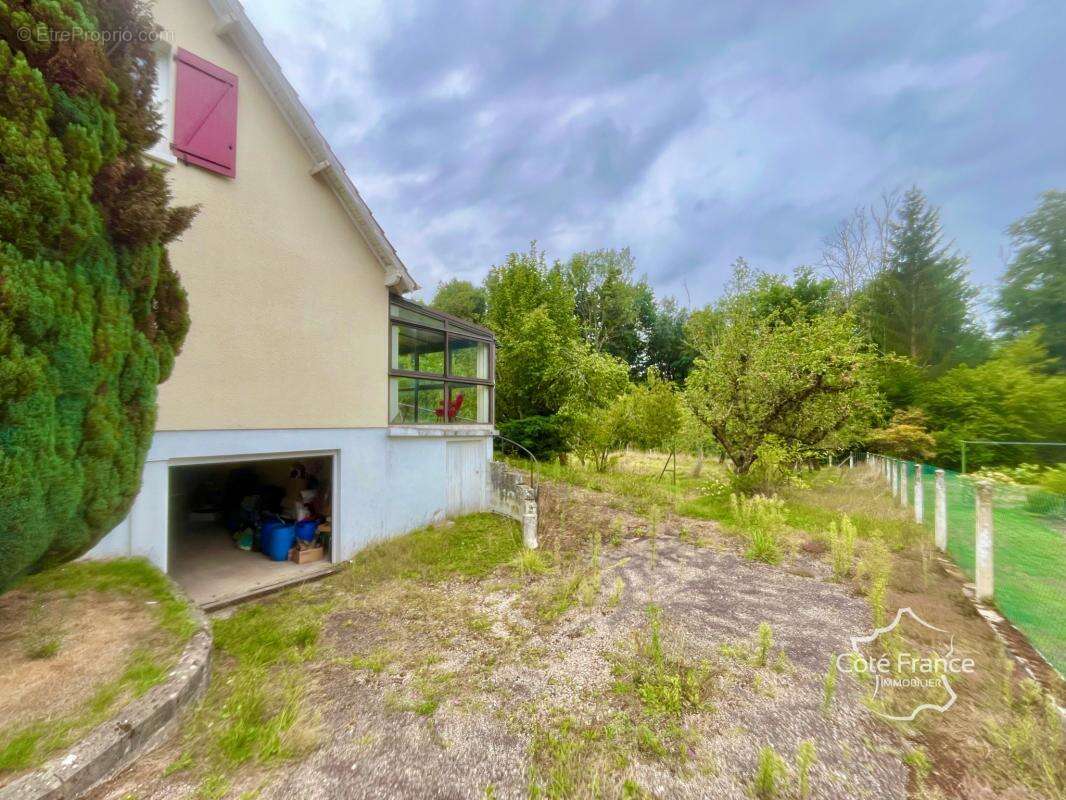 Très belle Maison familiale de 135 m2 avec vaste terrain arb - photo 16