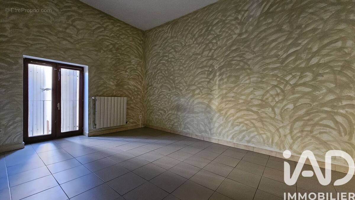 Photo 1 - Appartement à BAGNOLS-SUR-CEZE