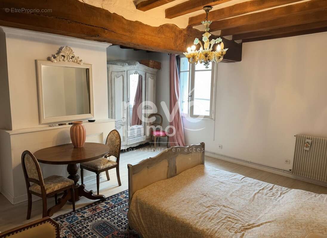 Maison à BLAISON-GOHIER