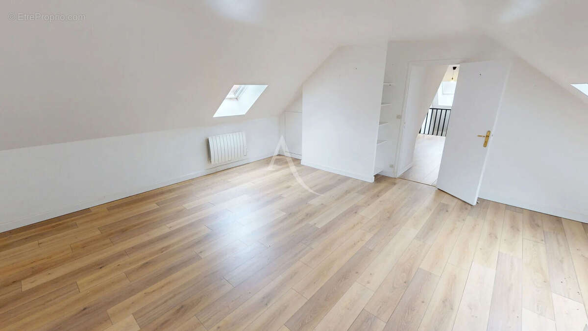 Maison à VITRY-AUX-LOGES