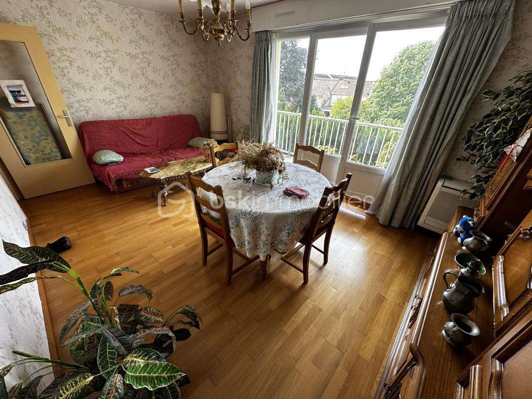 Appartement à BRETIGNY-SUR-ORGE