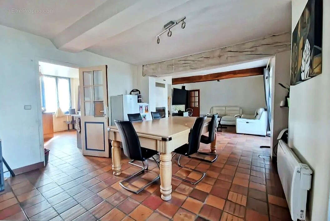 Maison à COULOMMIERS