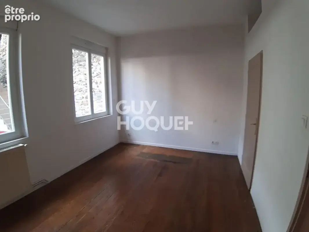 Appartement en RDC - Charme et confort au coeur de la ville - photo 3