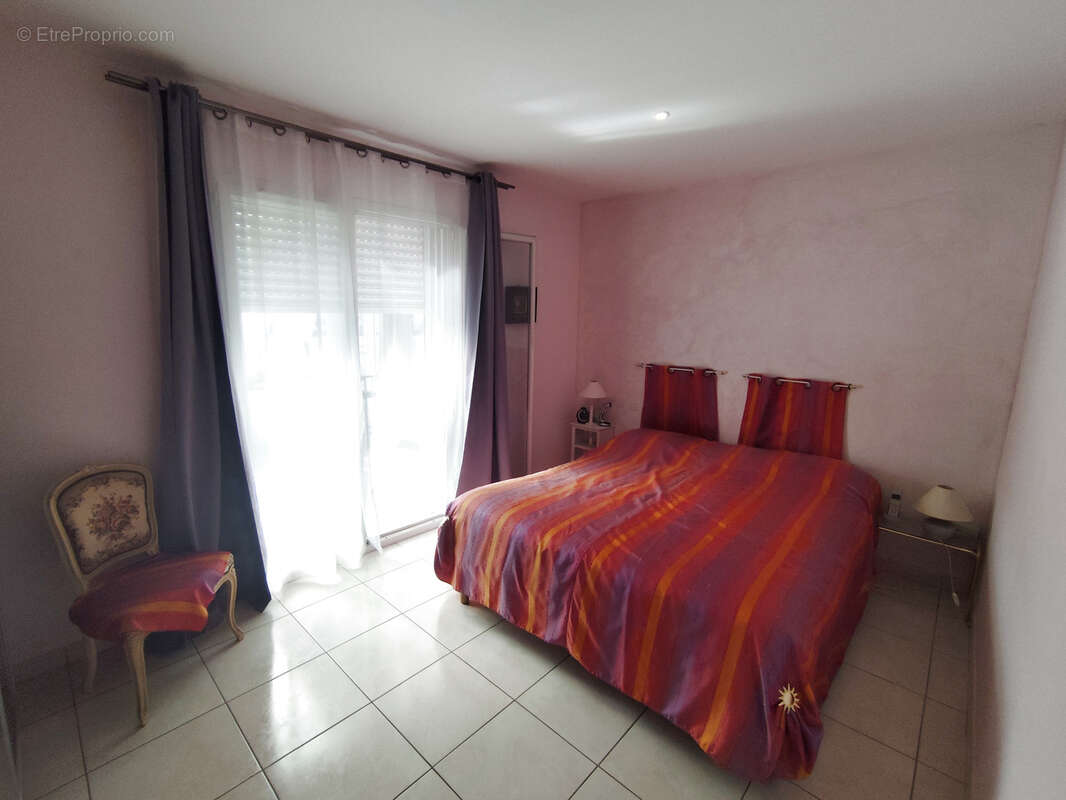 Maison à SAINT-JEAN-LASSEILLE