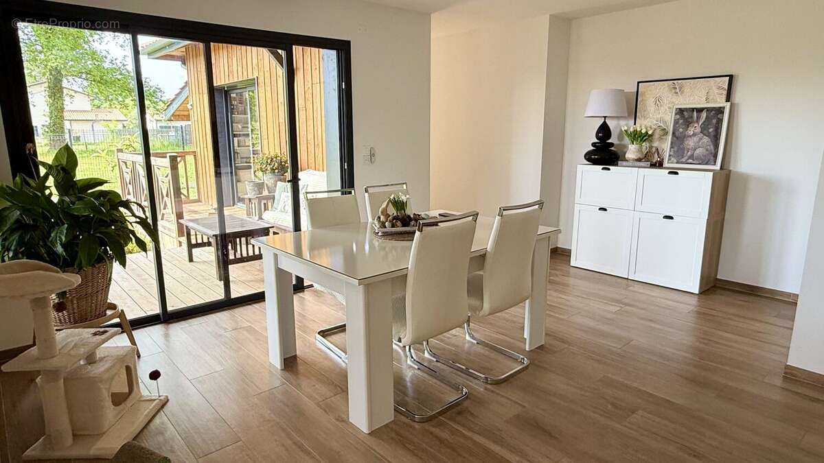 Maison 158 m² à Roaillan  - photo 5