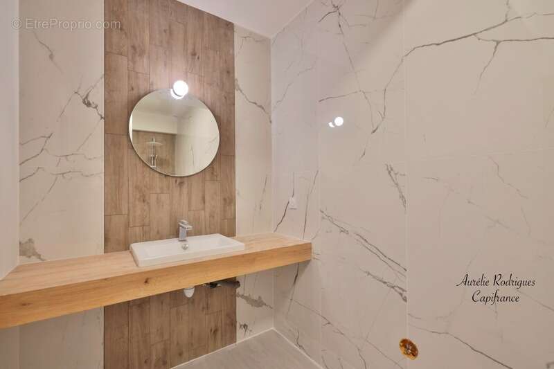 Maison à PONT-DE-VAUX