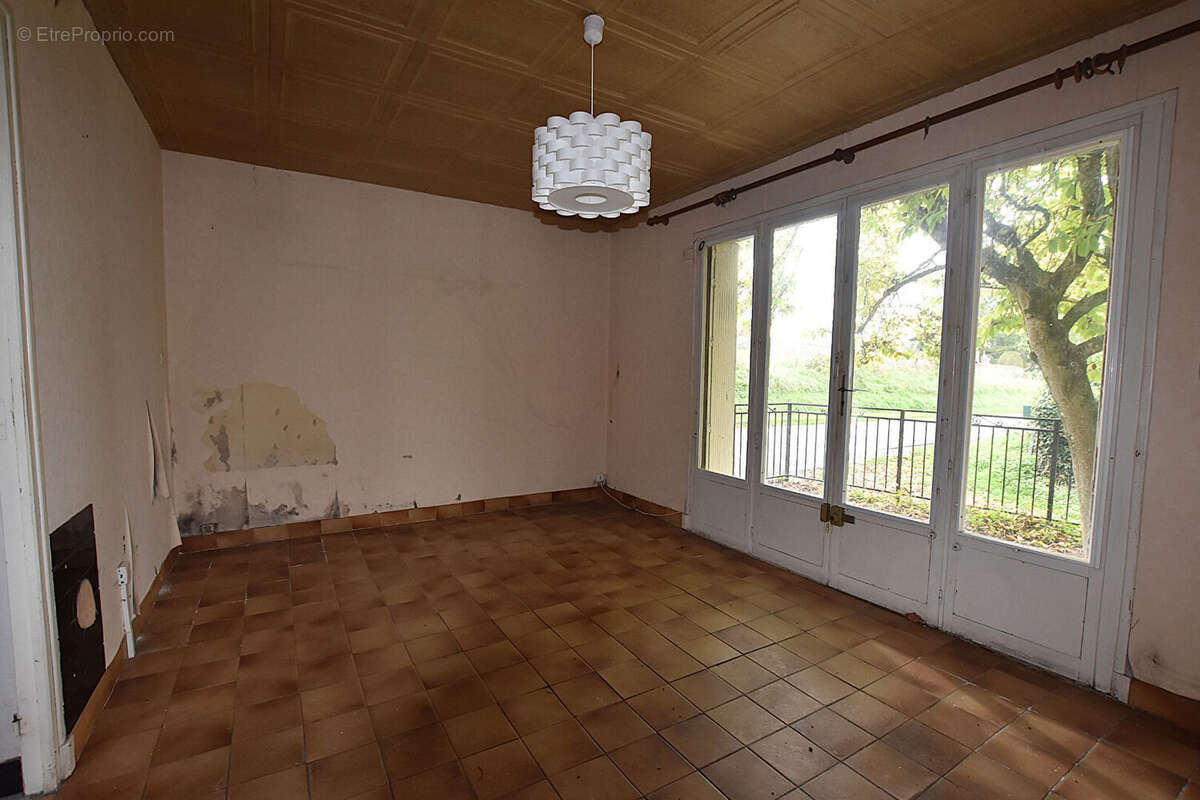 Maison à TREZELLES