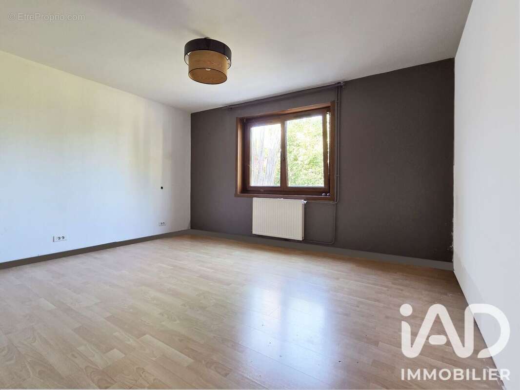 Maison 185 m² à La Couture  - photo 9