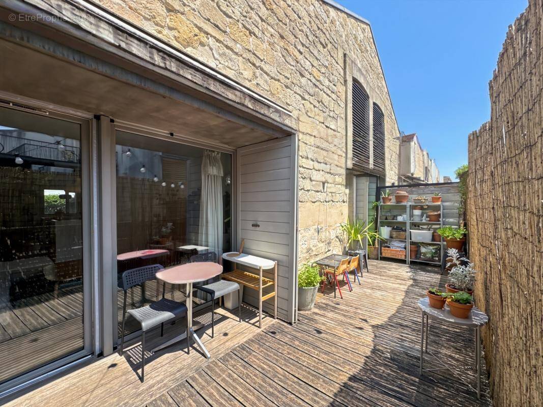 Appartement à BORDEAUX