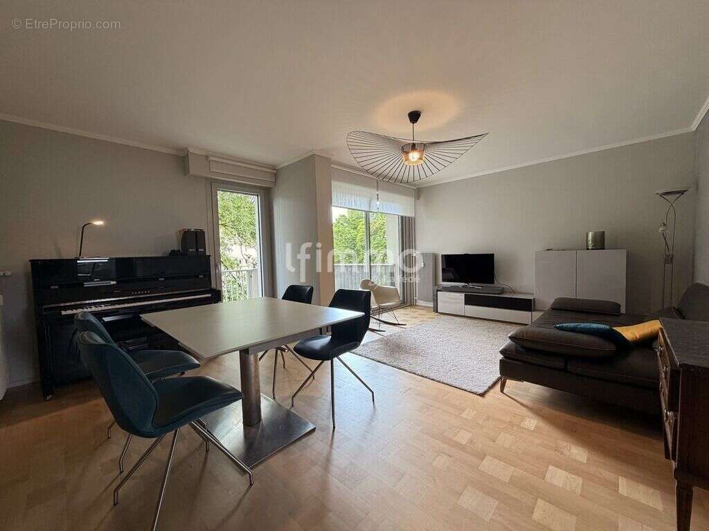 T5 à vendre quartier sud - photo 2