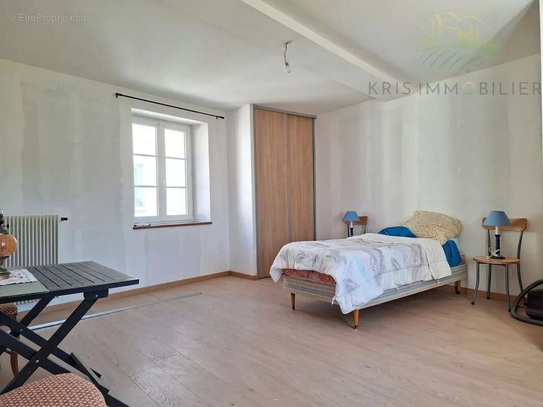 Maison à LIZY-SUR-OURCQ