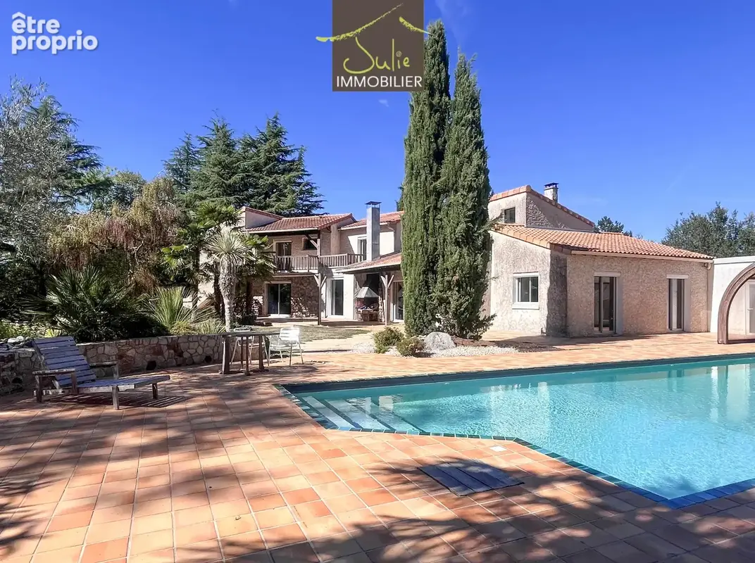 Photo Maison à Bressuire au prix de 393 000€