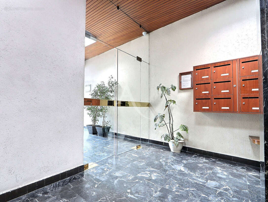 Appartement à AUBERVILLIERS