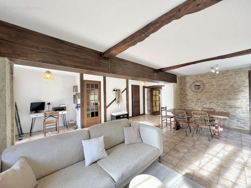 Maison à HIERES-SUR-AMBY