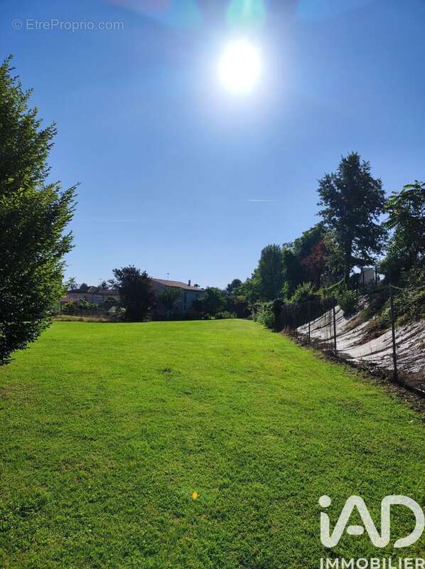 Photo 3 - Terrain à LE PASSAGE