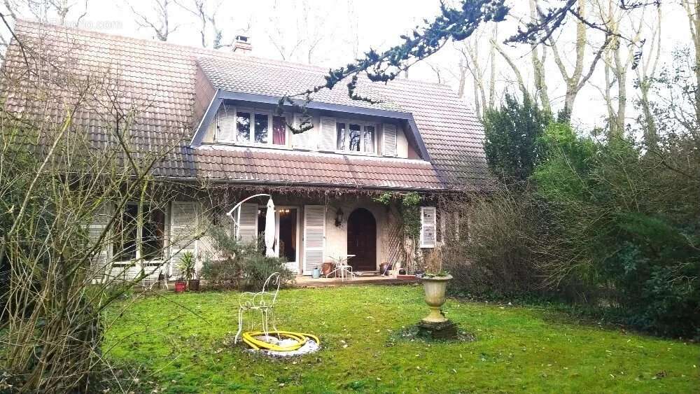 Maison à CHEVIGNY-SAINT-SAUVEUR