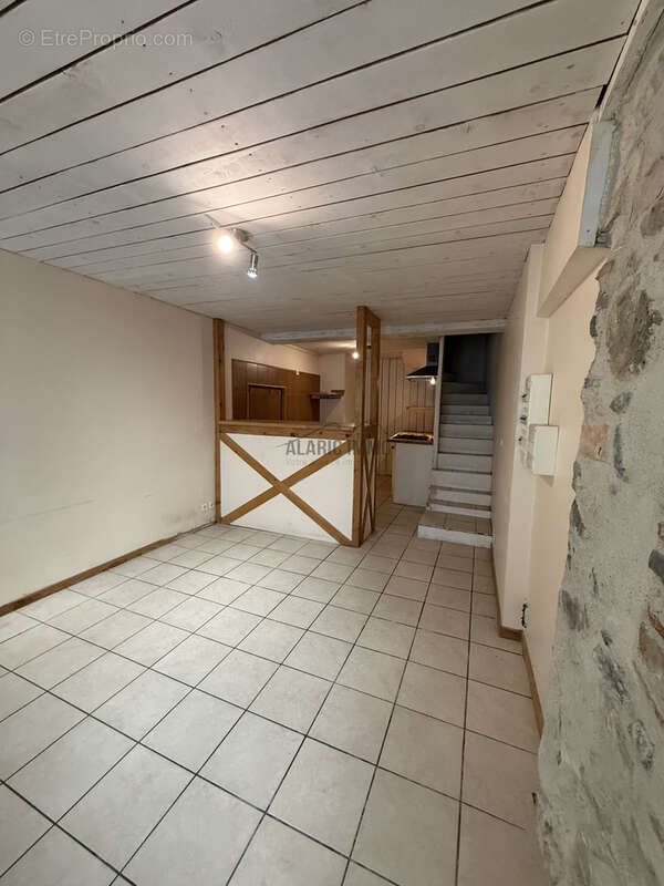 Maison à MOUX