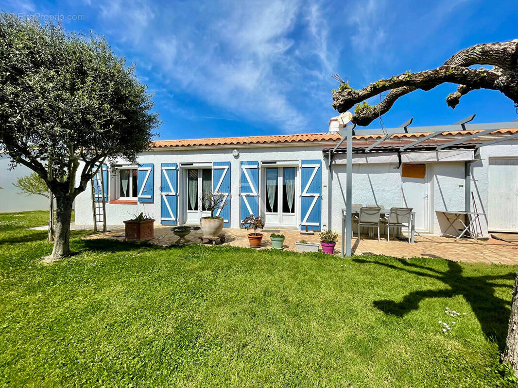 Maison à ANGLES